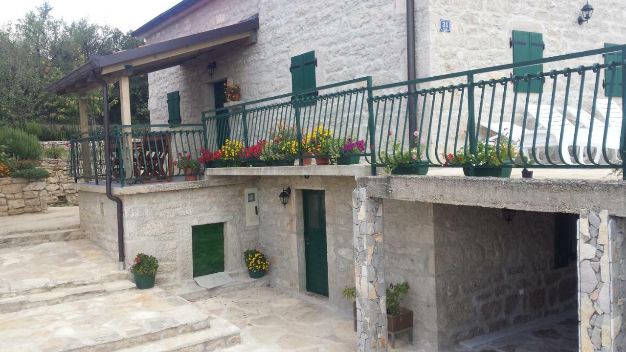 Villa Cetina Milasi 外观 照片