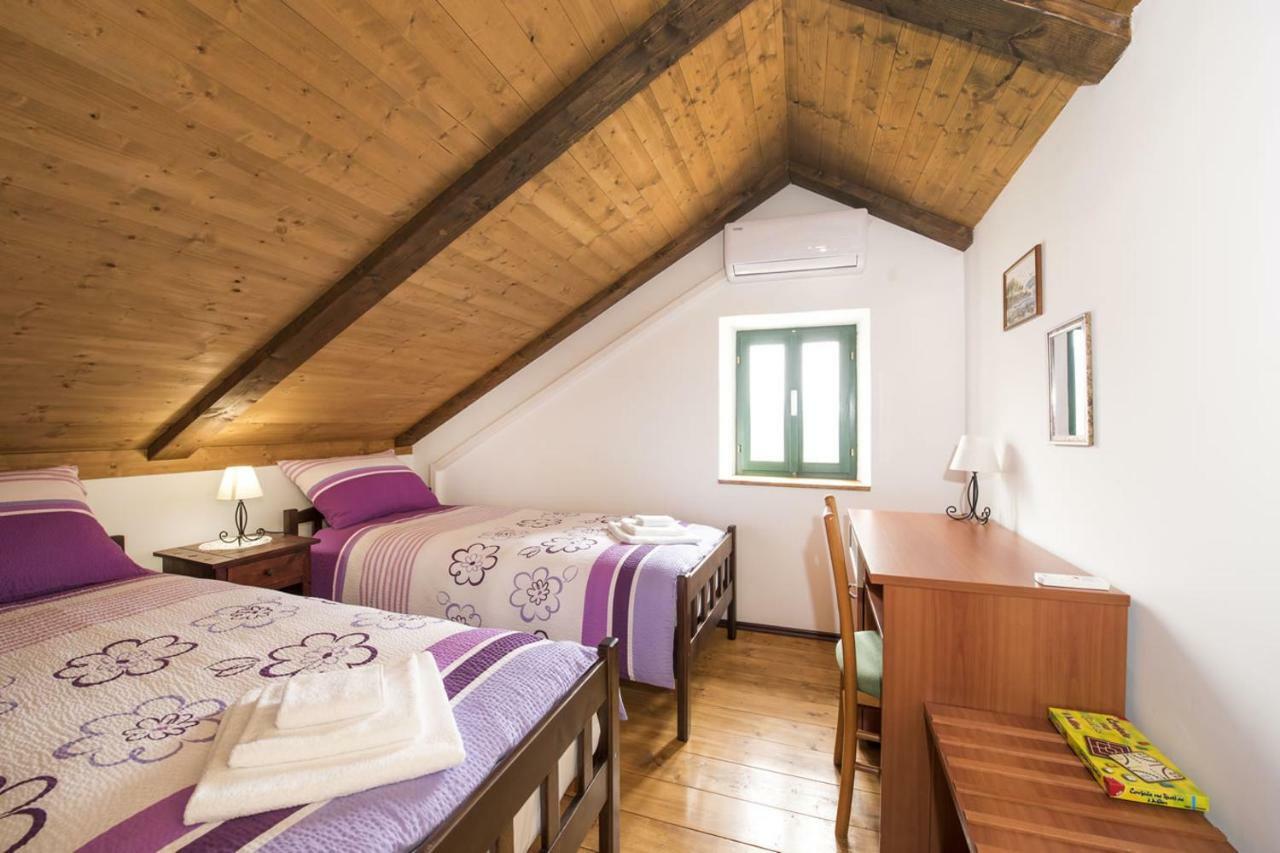 Villa Cetina Milasi 外观 照片