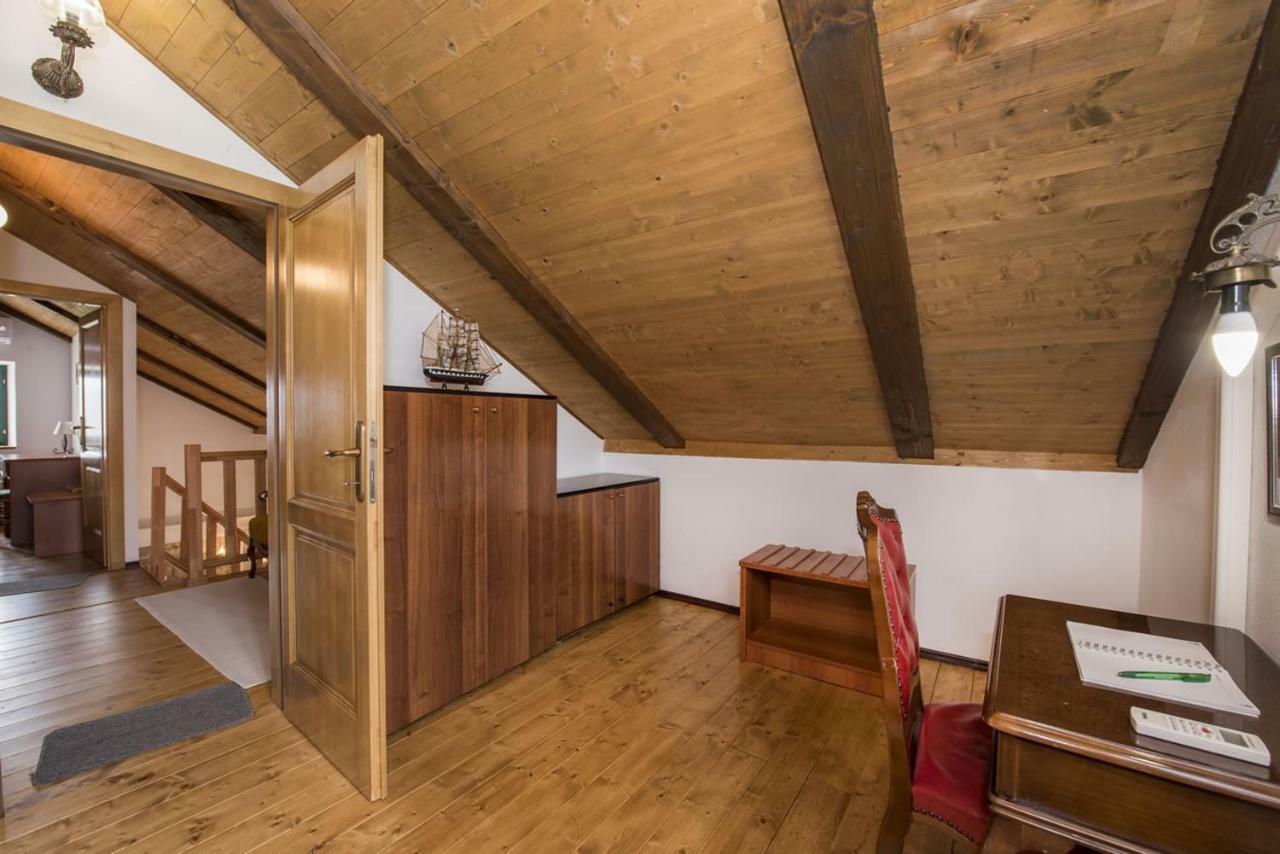 Villa Cetina Milasi 外观 照片