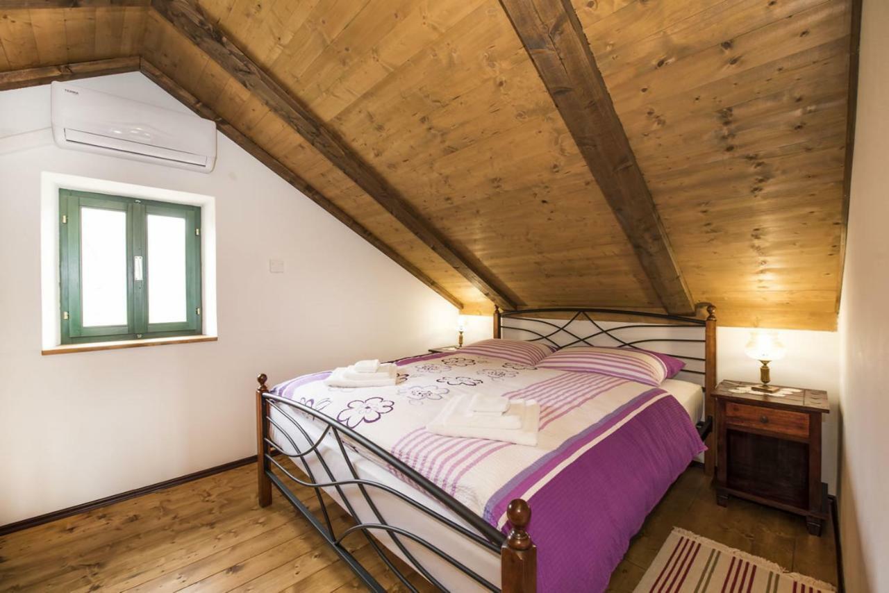 Villa Cetina Milasi 外观 照片