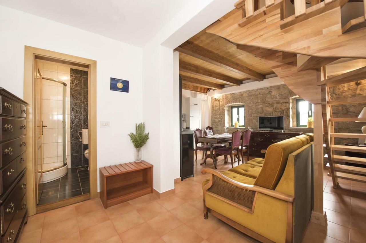 Villa Cetina Milasi 外观 照片